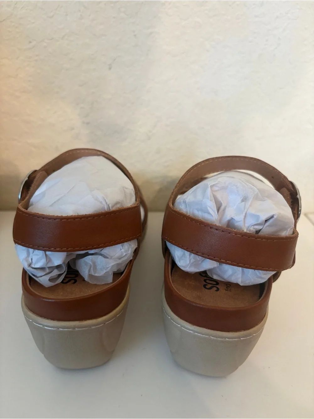 NIB Softwalk Leather Mabelle Perf Clog Brown SZ 6.5 M